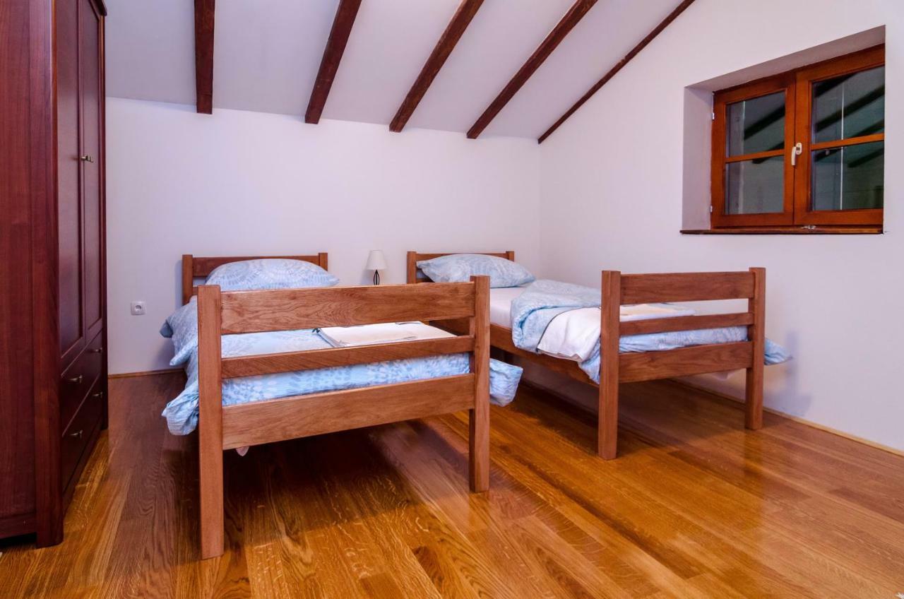 Villa Stone House Knezevic à Vinjerac Extérieur photo