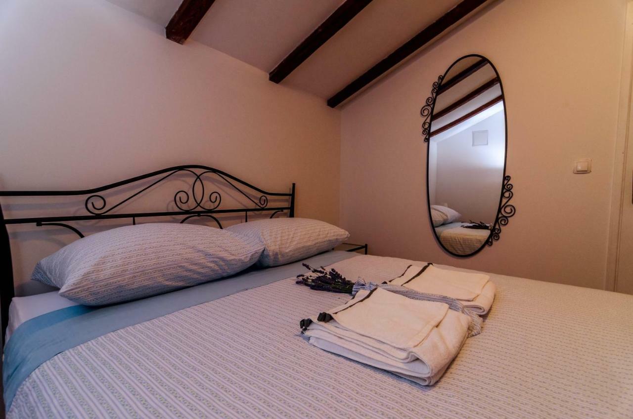 Villa Stone House Knezevic à Vinjerac Extérieur photo